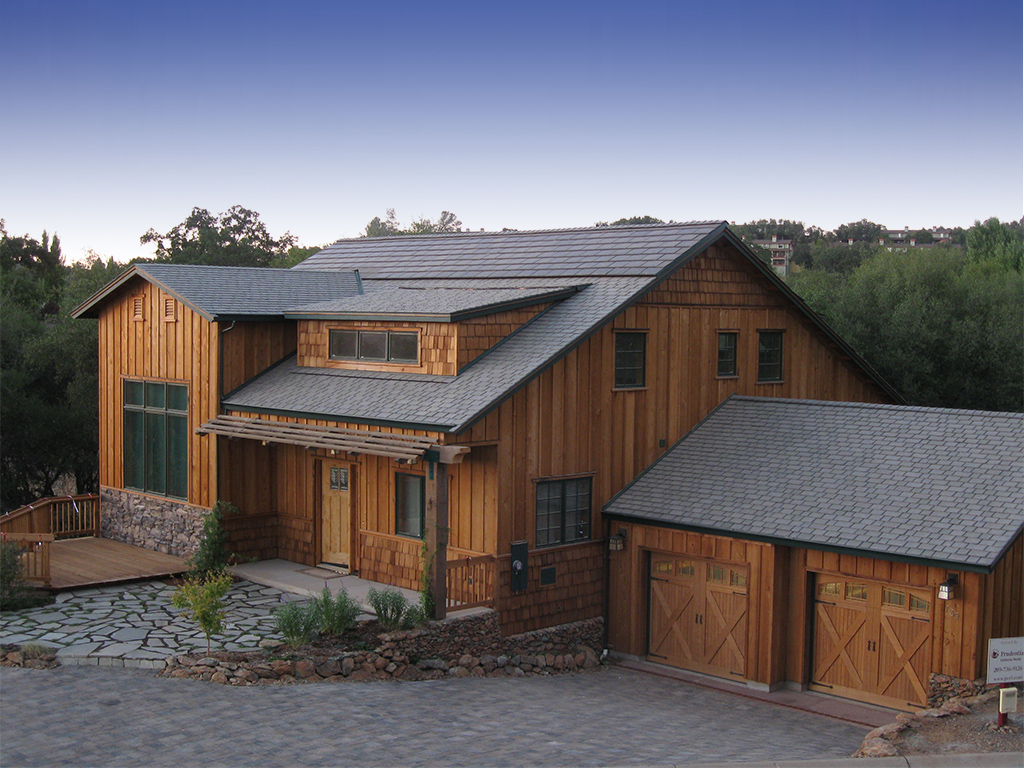 Western home with Sunslates on architectural shingles.